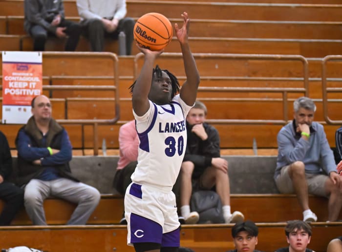Archbishop Mitty vs Carlsbad Torrey Pines Holiday Classic December 29, 2023 Photo-Justin Fine72